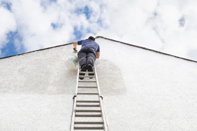 Peinture extérieure à Colombe — façades et ravalement